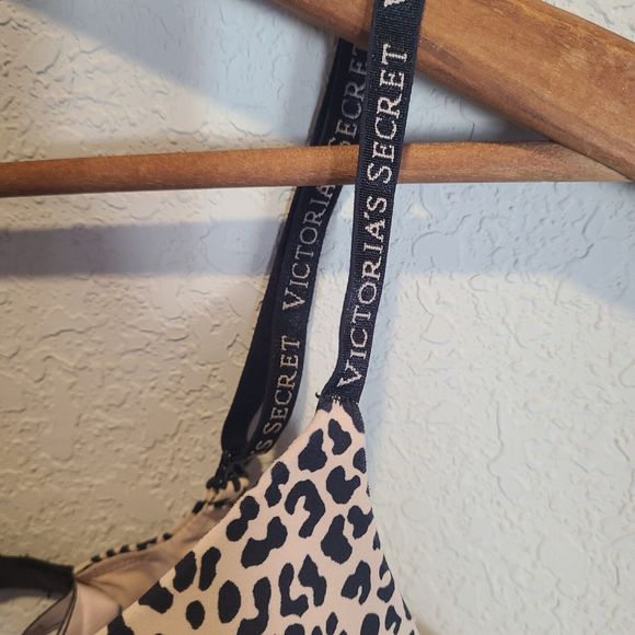 Victoria's Secret Push Up Leopard Cheetah Tshirt Lined Bra size 32A EUC - Picture 8 of 8